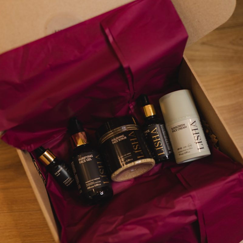 SALE -50% Набір доглядової косметики Lisha з ліфтинг ефектом